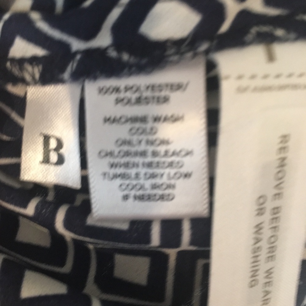 Loft Blouse. Extra small. Excellent condition - Picture 3 of 6